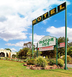 Tarcutta Halfway Motor Inn - 1 Sydney St Tarcutta NSW 2652